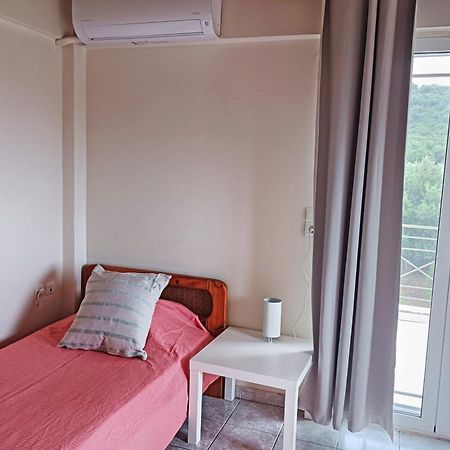 Zoi'S Hοuse.Vacation Home In Mani Near Vathi Beach エクステリア 写真
