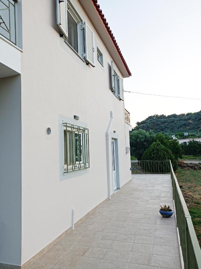Zoi'S Hοuse.Vacation Home In Mani Near Vathi Beach エクステリア 写真